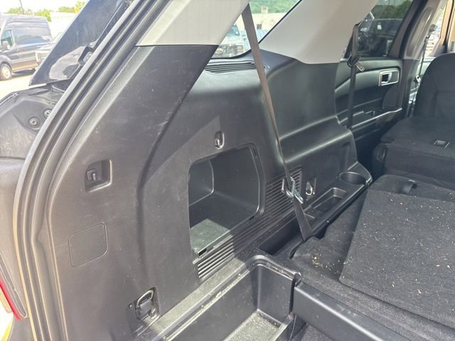 Used 2021 Ford Explorer XLT RWD image 32