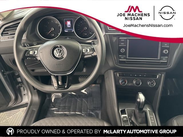 Used 2021 Volkswagen Tiguan S image 27