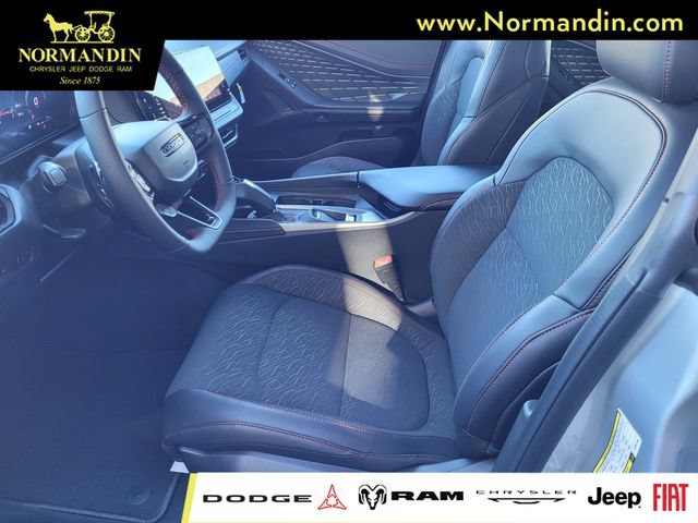 New 2026 Dodge Charger Scat Pack w/ Blacktop Package AWD/4WD image 8