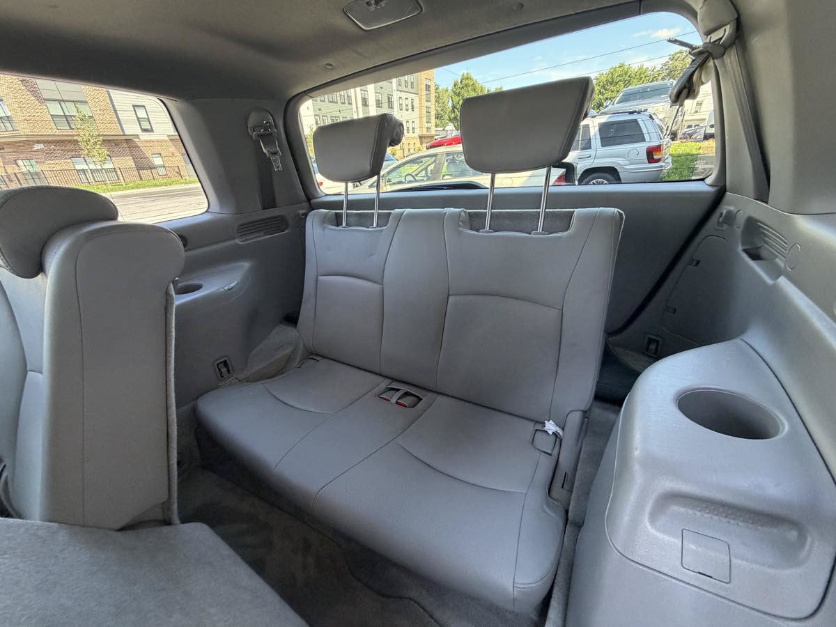 Used 2006 Toyota Highlander Limited AWD/4WD image 24