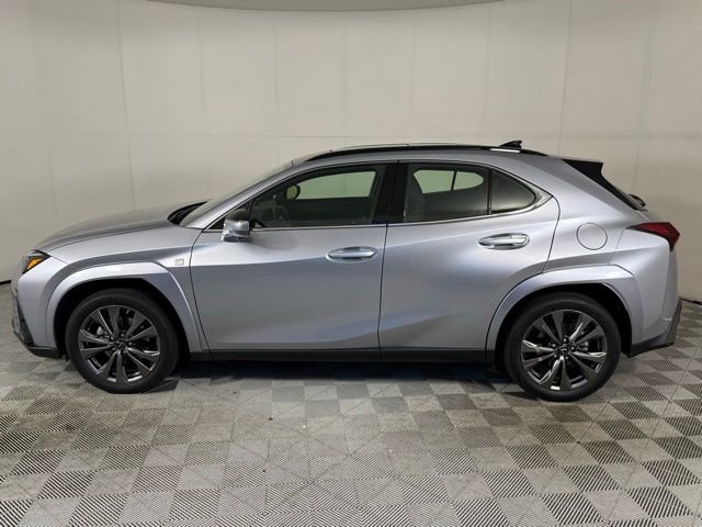 Used 2024 Lexus UX 250h F Sport image 3