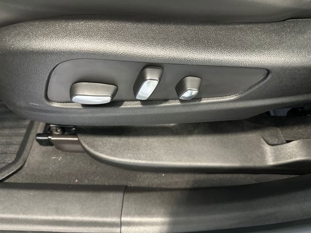 Certified 2024 Cadillac XT6 Premium Luxury image 23