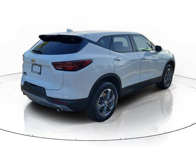 Used 2024 Chevrolet Blazer LT w/ Driver Confidence Package FWD image 2