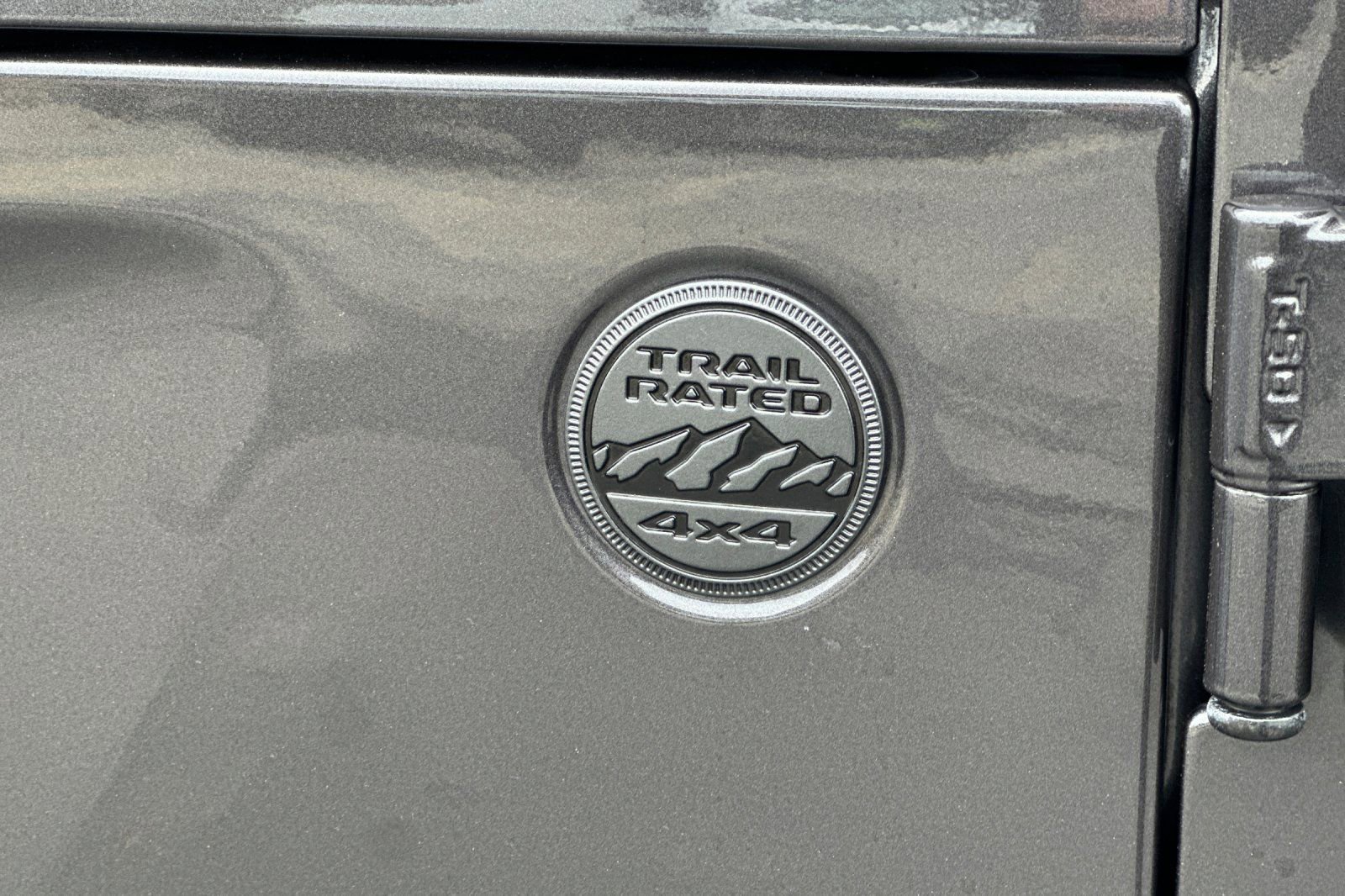 Used 2021 Jeep Wrangler Unlimited Sahara image 32