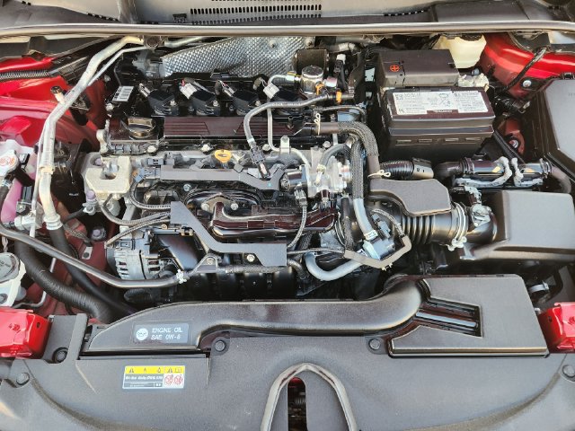 Used 2025 Toyota Corolla LE FWD image 31
