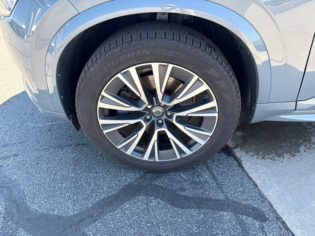 Used 2020 Volvo XC90 T6 Momentum w/ Protection Package Premier AWD/4WD image 11