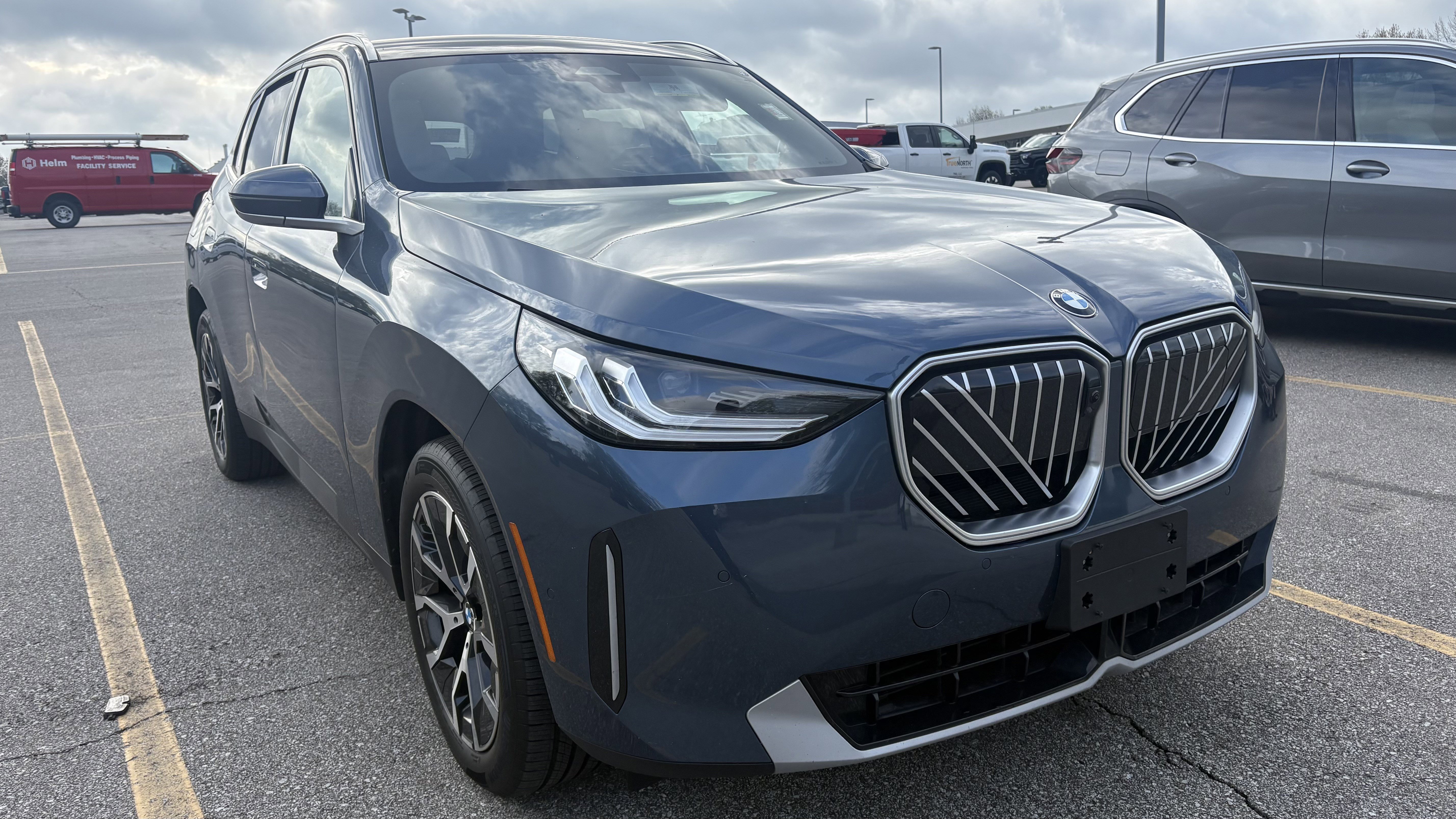 Certified 2025 BMW X3 xDrive30 AWD/4WD image 2
