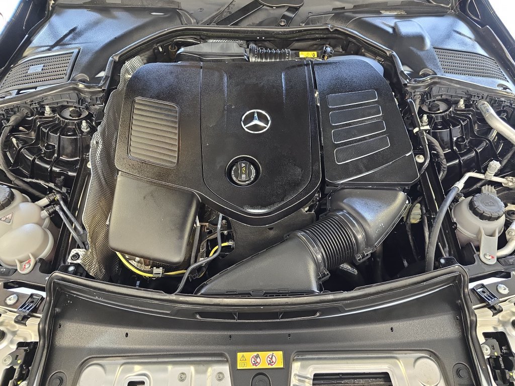 Certified 2024 Mercedes-Benz C 300 Sedan image 31