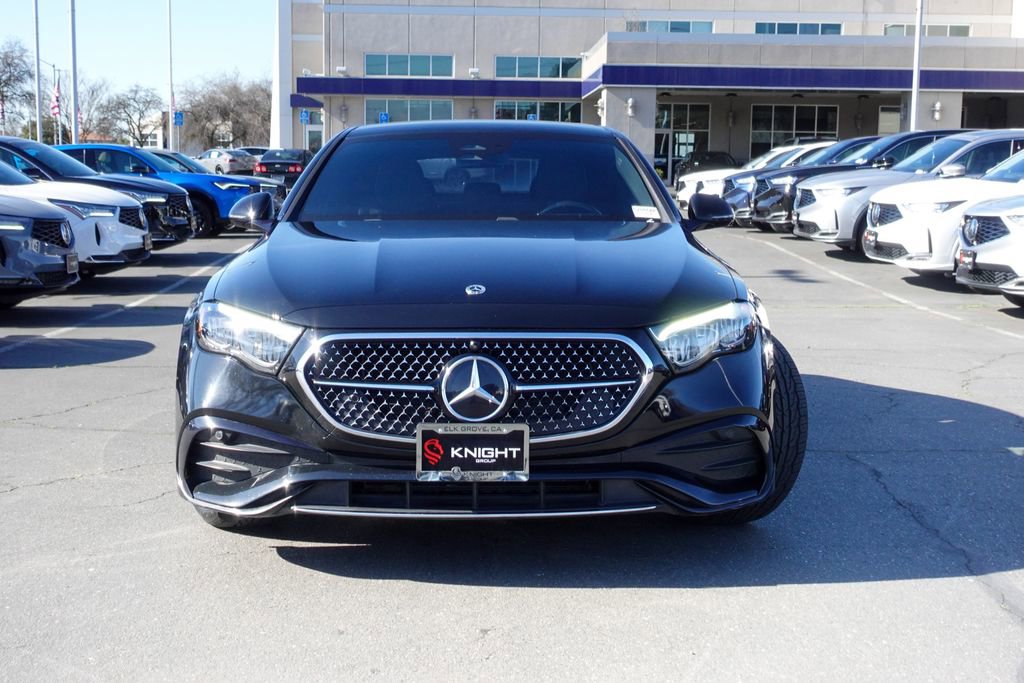 Used 2024 Mercedes-Benz E 350 4MATIC Sedan image 2