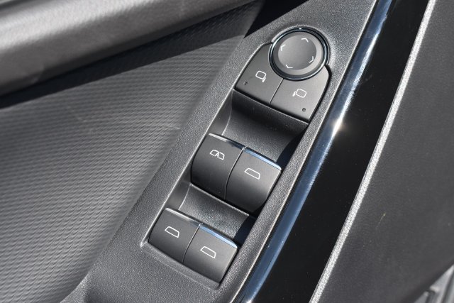 New 2027 Chevrolet Equinox RS w/ Safety and Technology Package FWD image 22