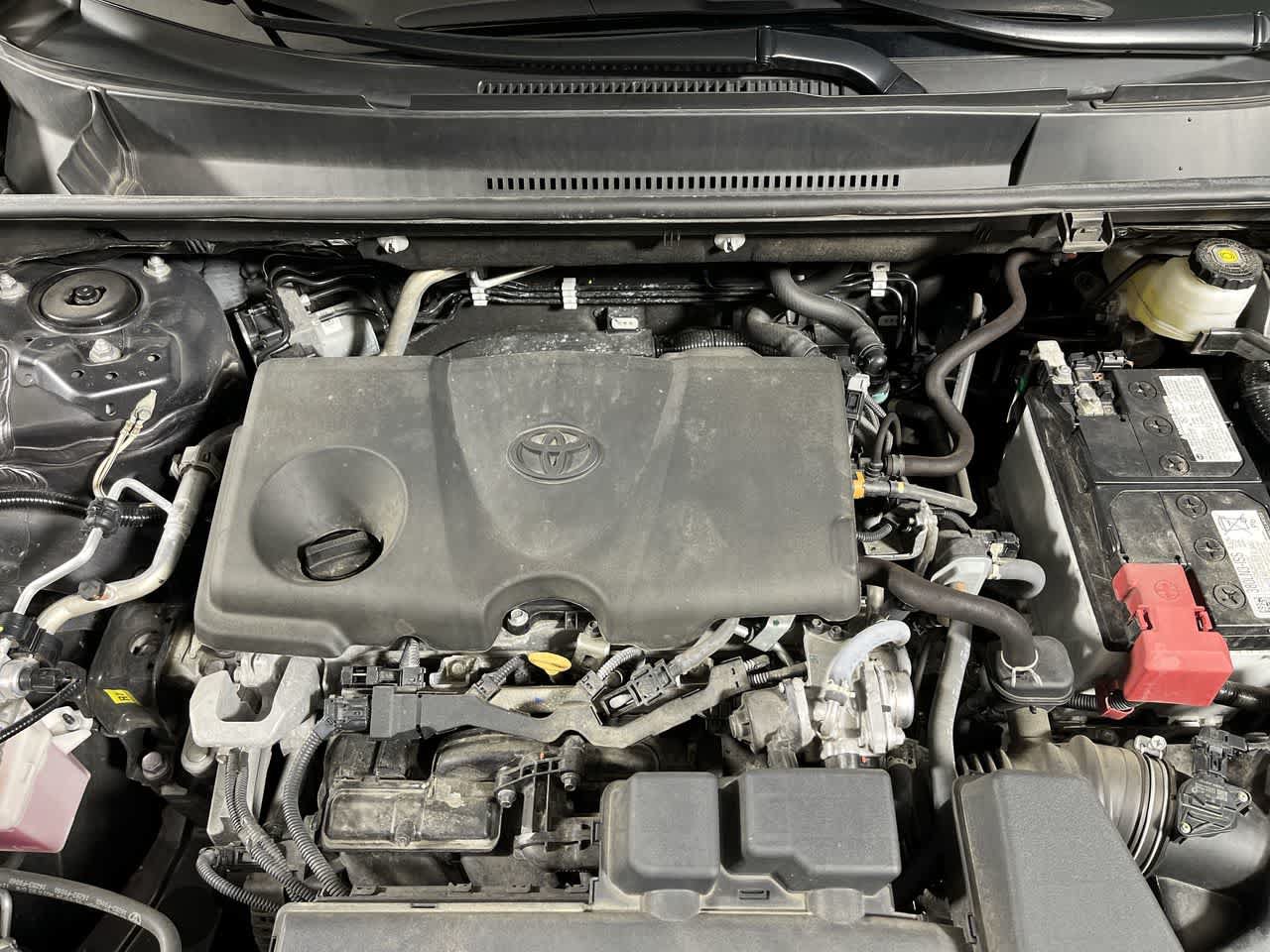 Used 2024 Toyota RAV4 XLE AWD/4WD image 12