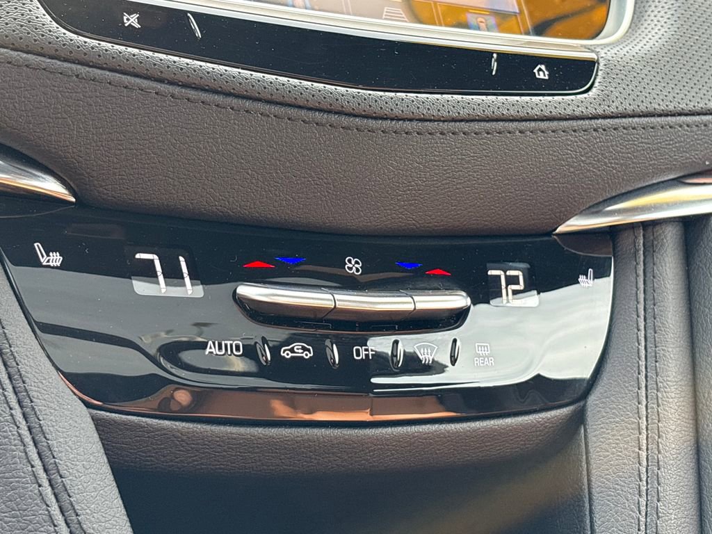 Used 2025 Cadillac XT5 Premium Luxury w/ Technology Package image 19