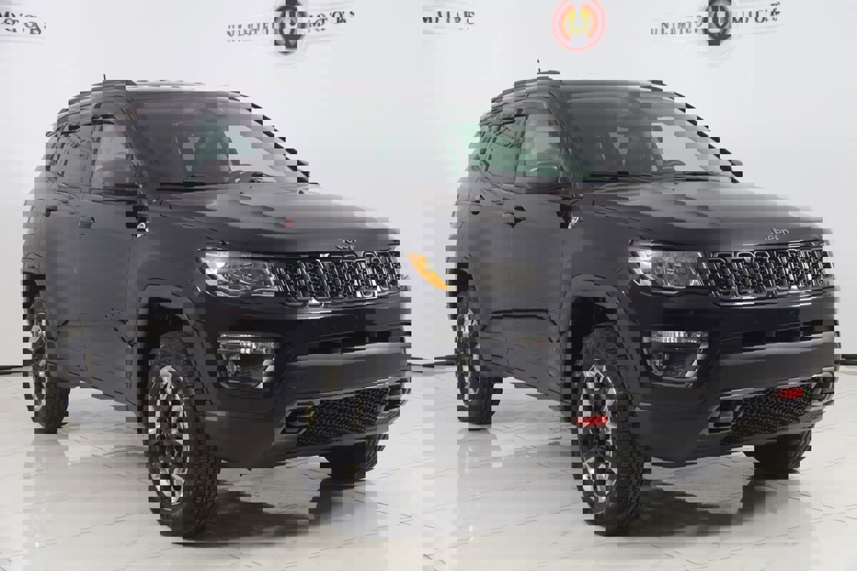 Used 2018 Jeep Compass Trailhawk w/ Safe & Security Group image 19