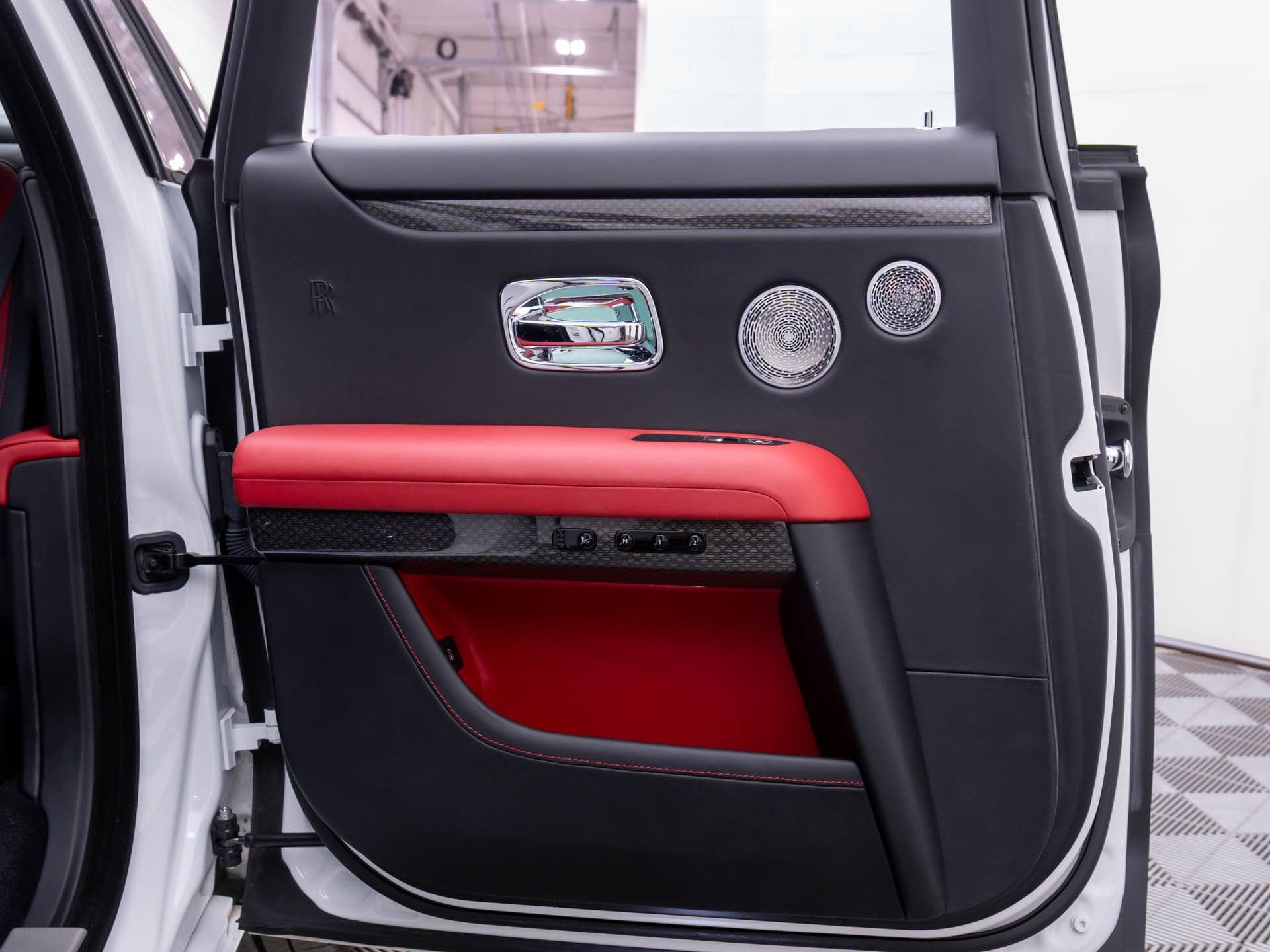 Used 2022 Rolls-Royce Ghost Black Badge image 19