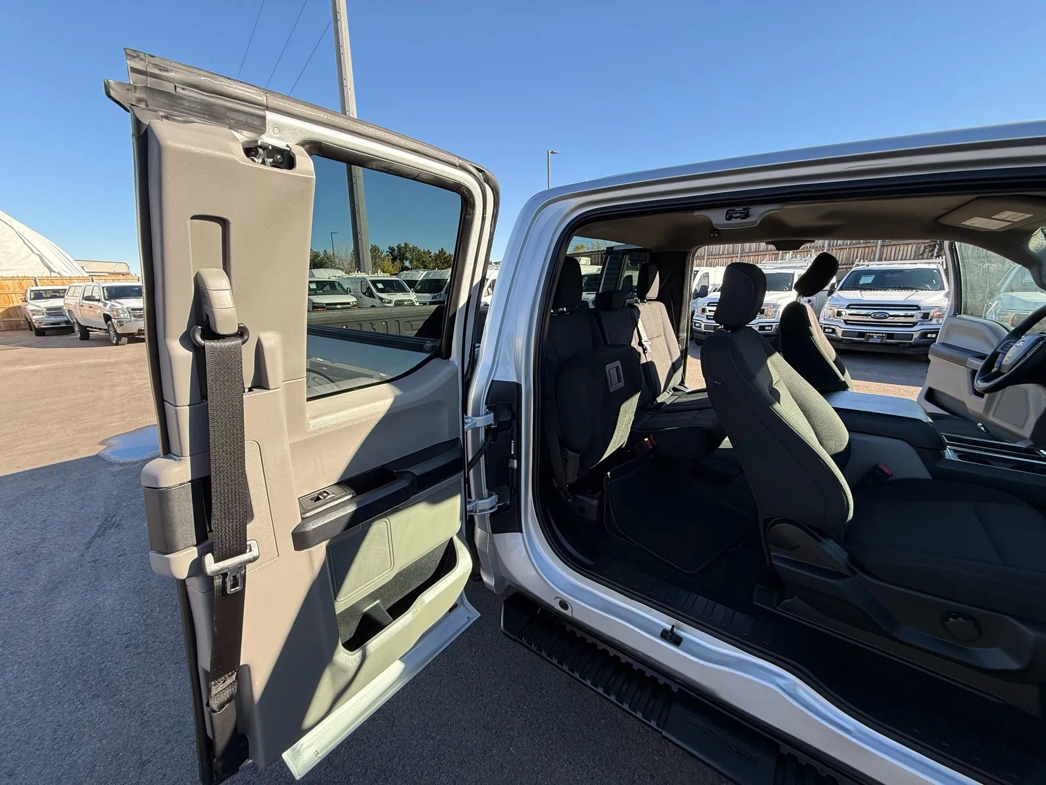 Used 2018 Ford F150 XL w/ Equipment Group 101A Mid AWD/4WD image 19