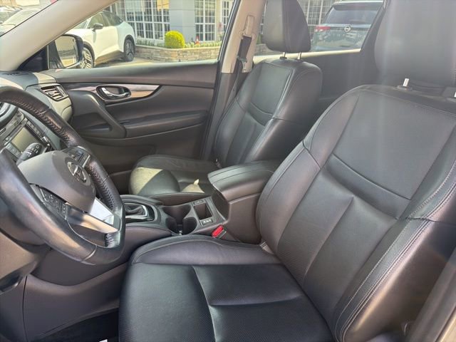 Used 2018 Nissan Rogue SL w/ Premium Package image 9