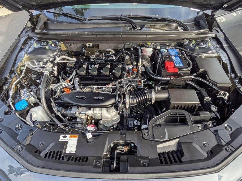 Certified 2025 Honda Accord LX image 22