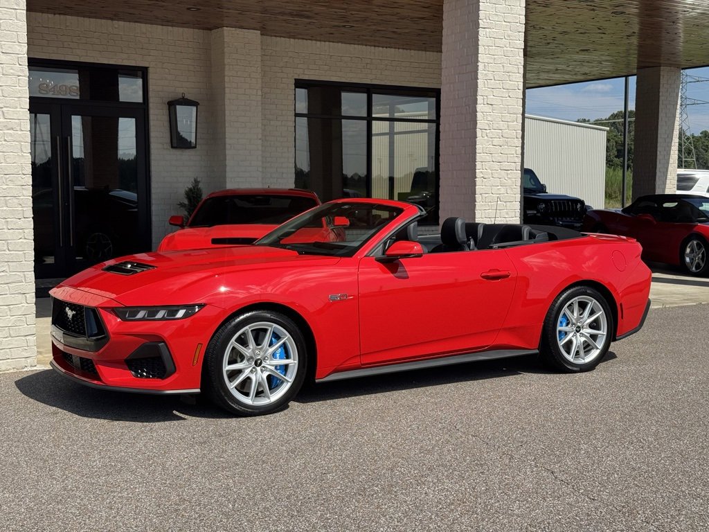 Used 2024 Ford Mustang GT Premium image 9