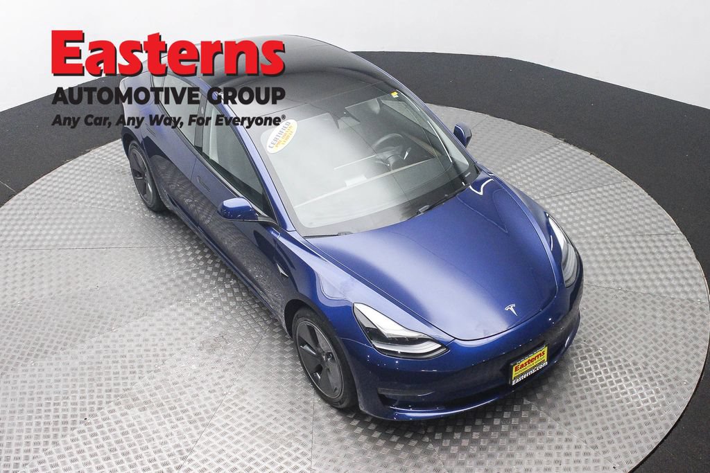 Used 2023 Tesla Model 3 Standard Range RWD image 3
