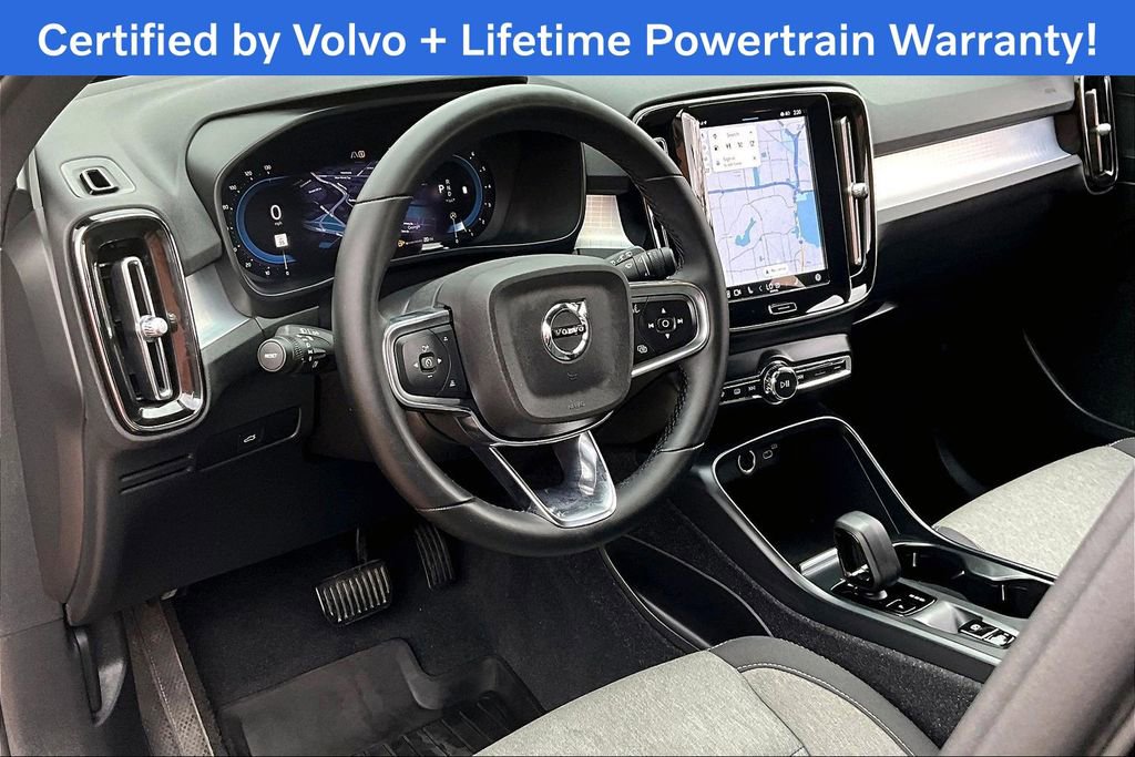 Certified 2023 Volvo XC40 B5 Core image 18
