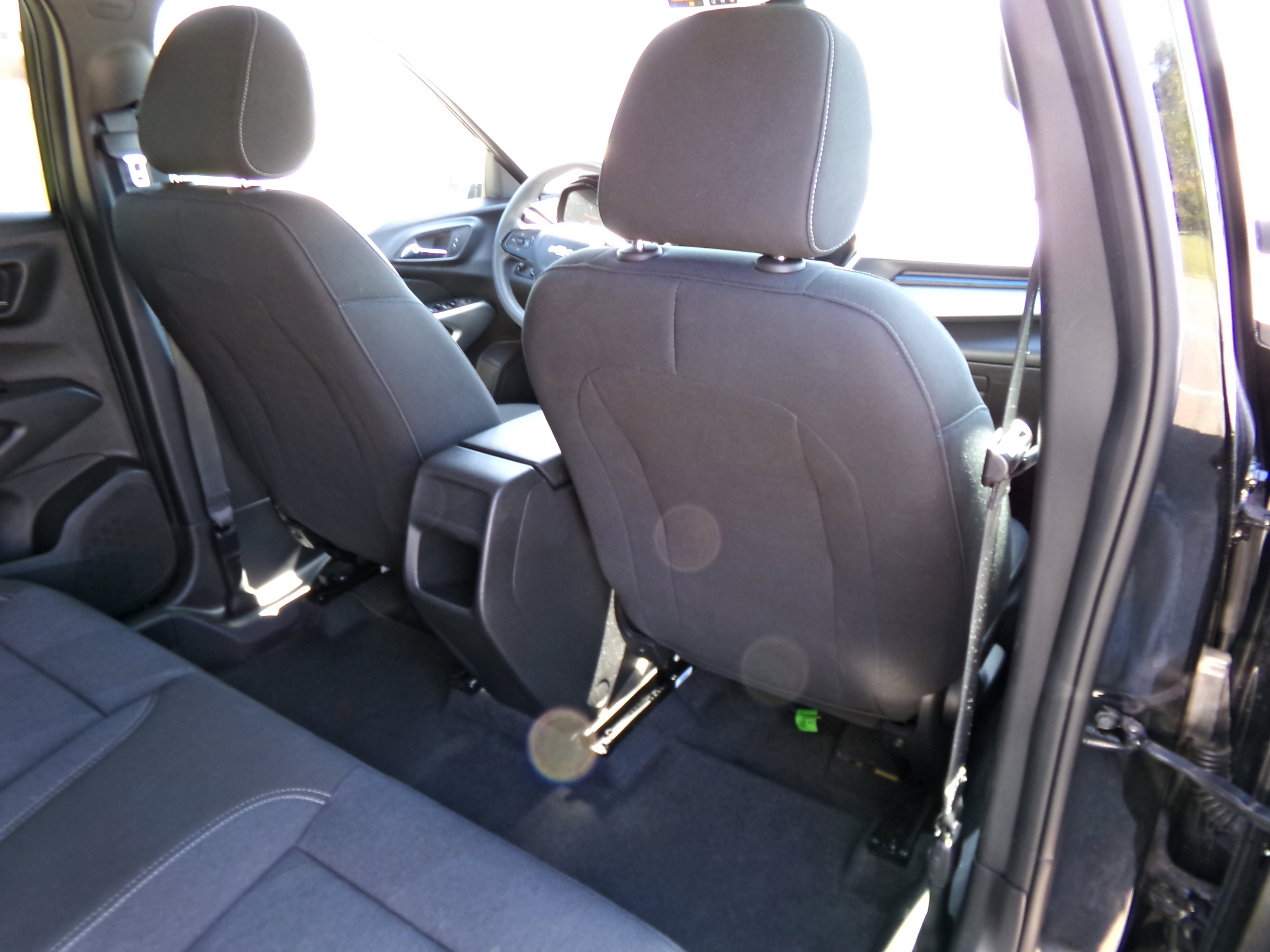 Used 2025 Chevrolet Trax LS image 15