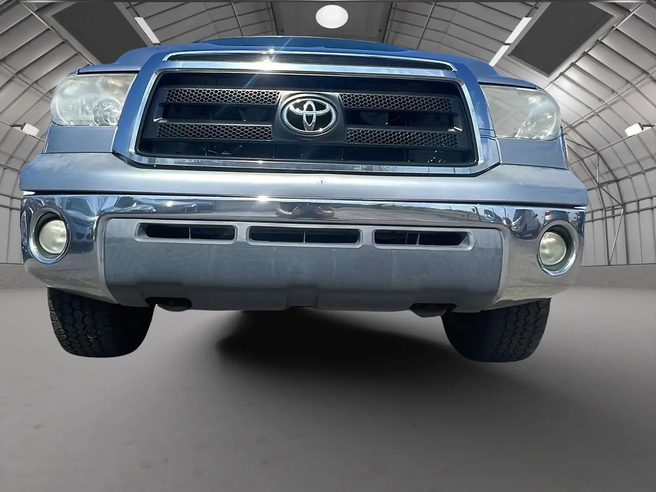 Used 2012 Toyota Tundra 4x4 Double Cab w/ TRD Off-Road Pkg image 9