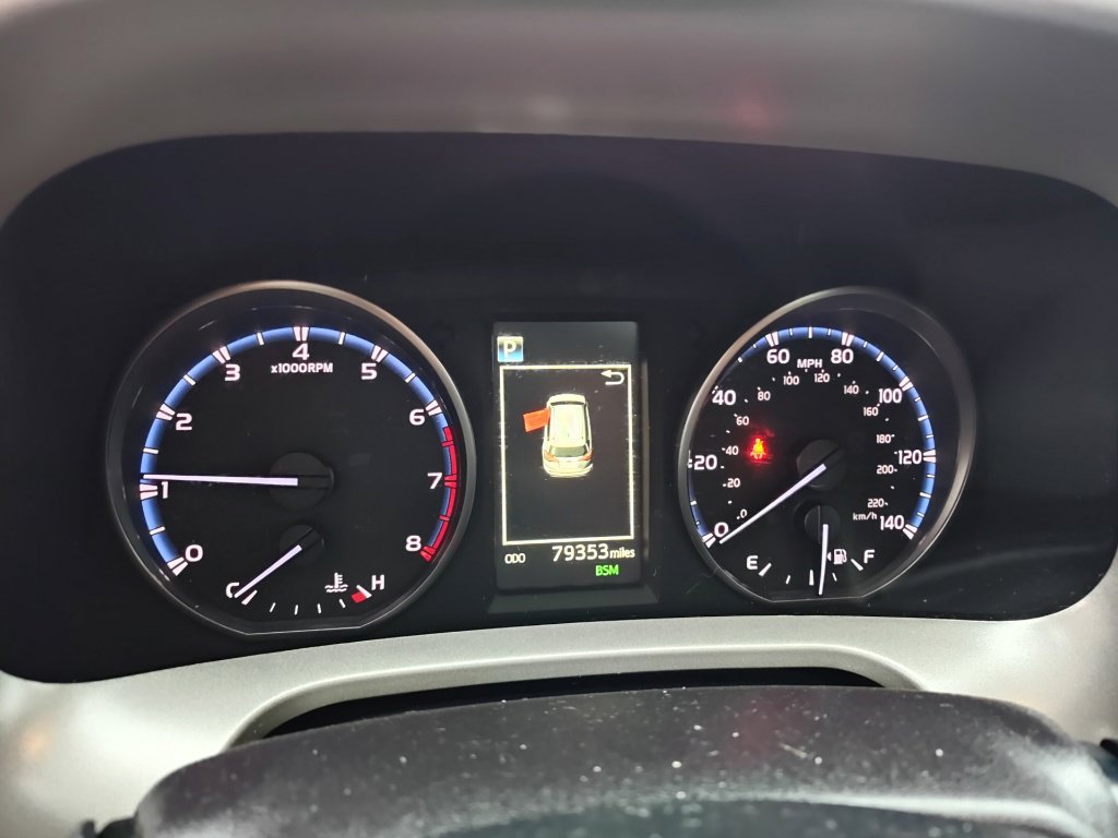 Used 2018 Toyota RAV4 Adventure w/ Cold Weather Package AWD/4WD image 9