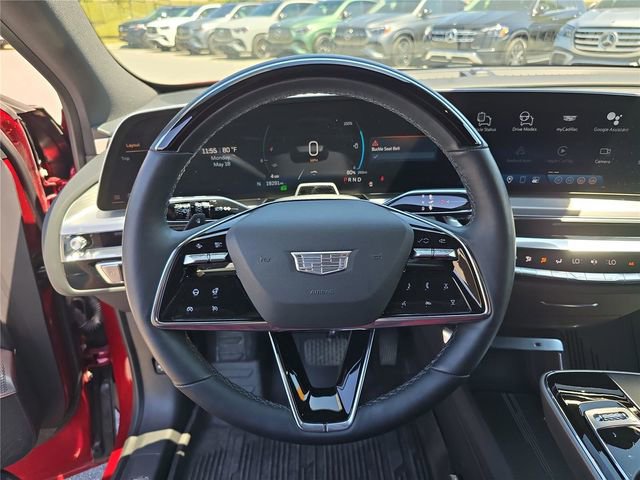 Used 2025 Cadillac Lyriq Luxury w/ LPO, Floor Liner Package AWD/4WD image 32