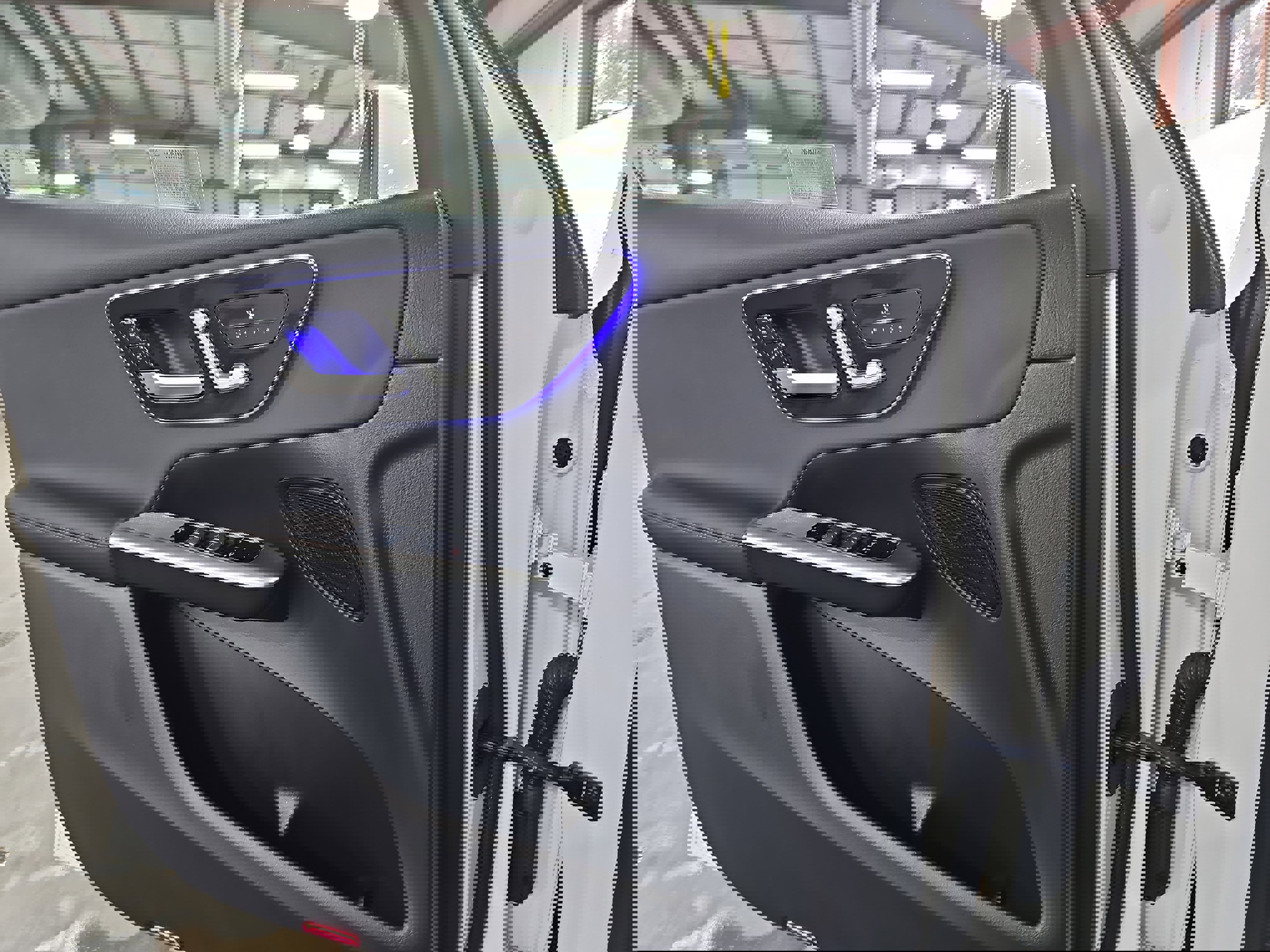 Certified 2025 Mercedes-Benz GLC 300 image 30