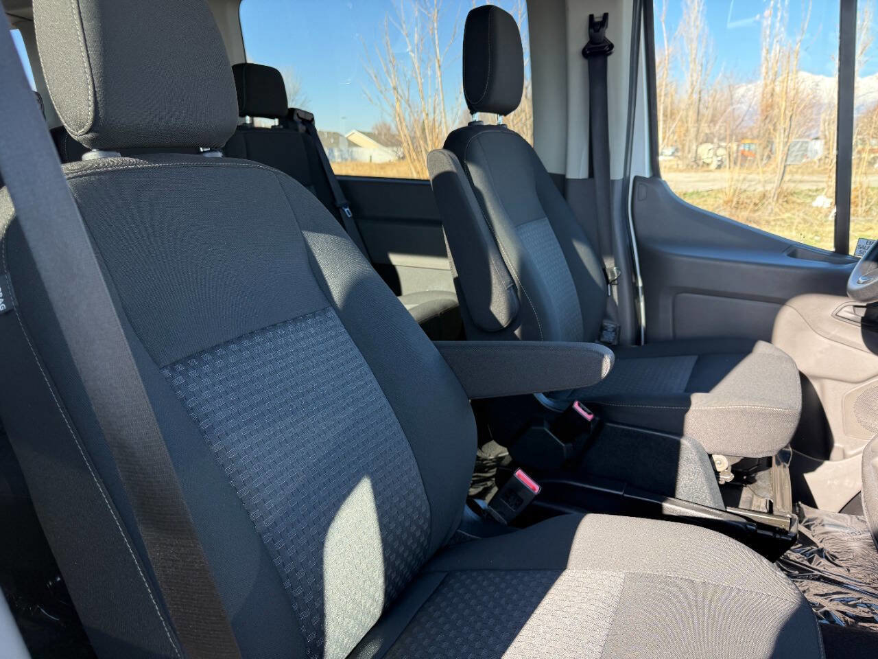 Used 2022 Ford Transit 350 XLT image 19