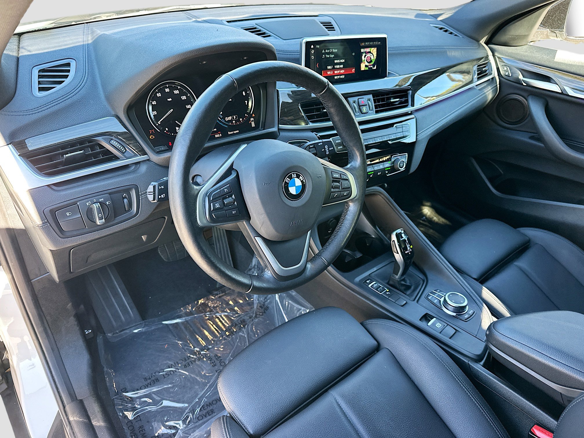 Used 2022 BMW X2 sDrive28i w/ Convenience Package image 9