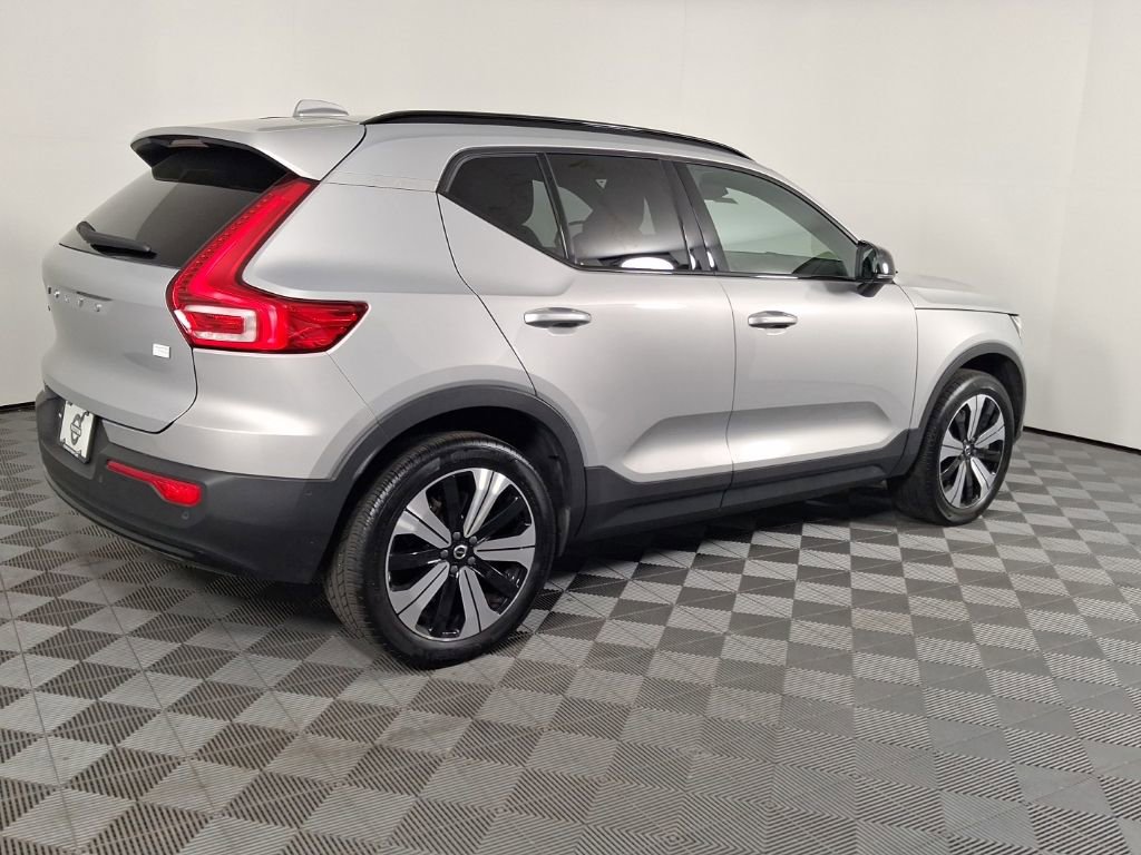 Certified 2023 Volvo XC40 Recharge Plus w/ Protection Package Premier AWD/4WD image 8