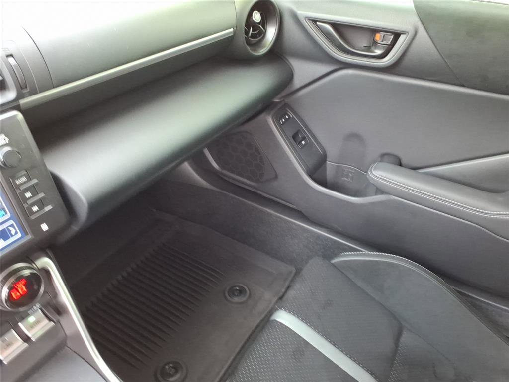 Used 2023 Toyota GR86 Premium image 34