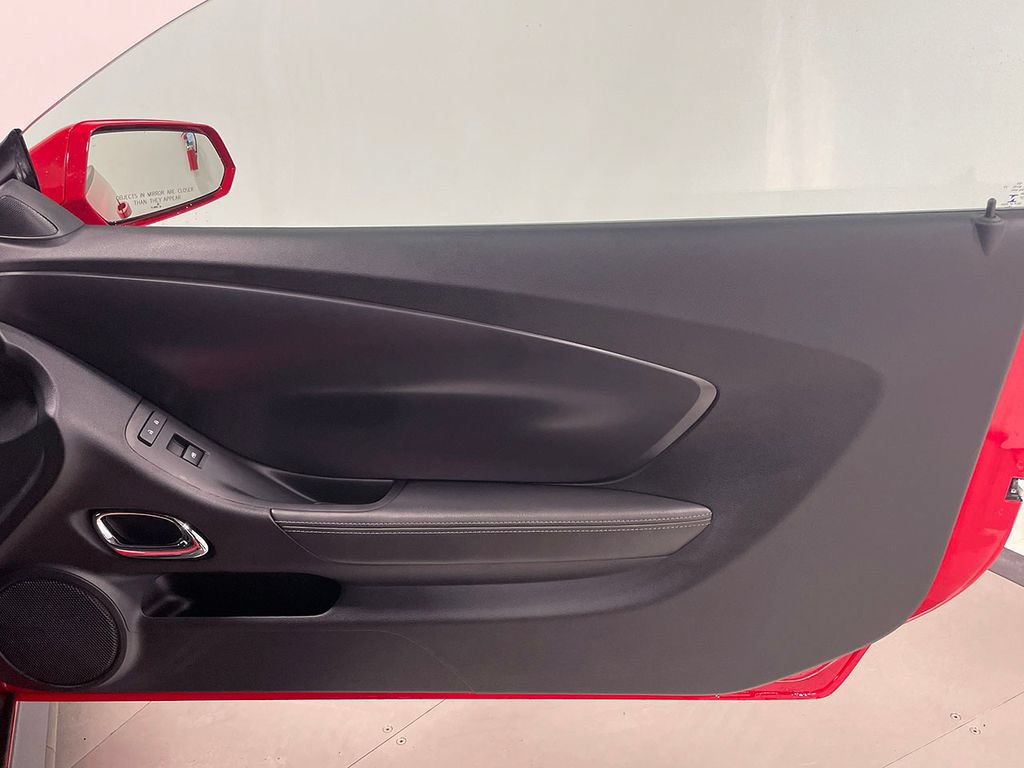 Used 2015 Chevrolet Camaro Z/28 RWD image 48