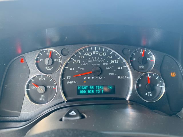 Used 2024 Chevrolet Express 2500 w/ Driver Convenience Package image 22