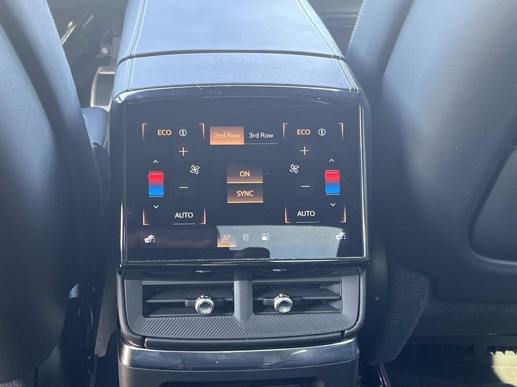 Certified 2026 Cadillac Vistiq Luxury w/ LPO, Floor Liner Package AWD/4WD image 18