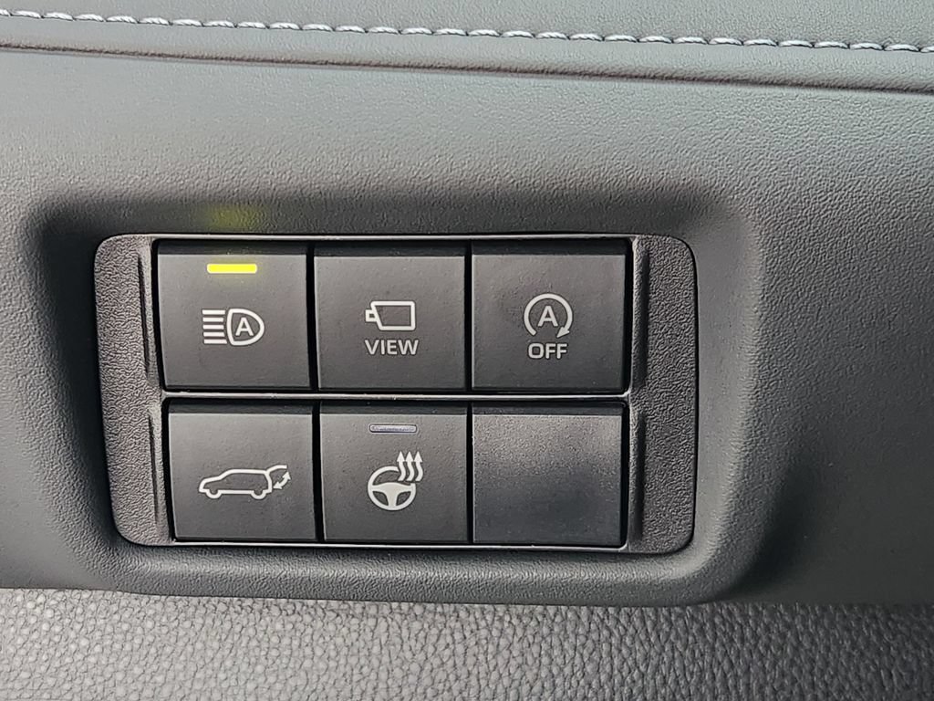 Used 2023 Toyota Highlander Platinum FWD image 21