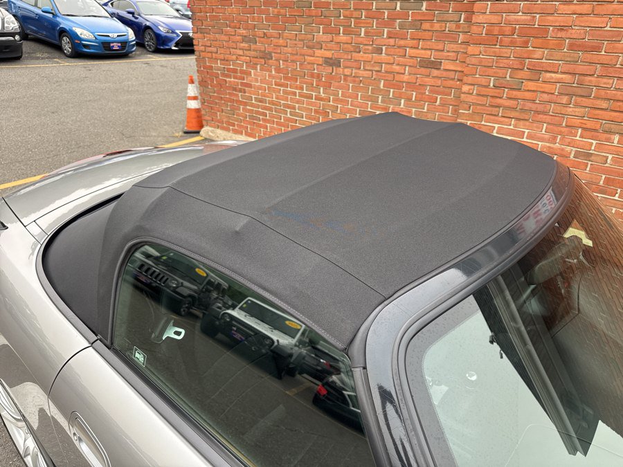 Used 2004 Honda S2000 image 13