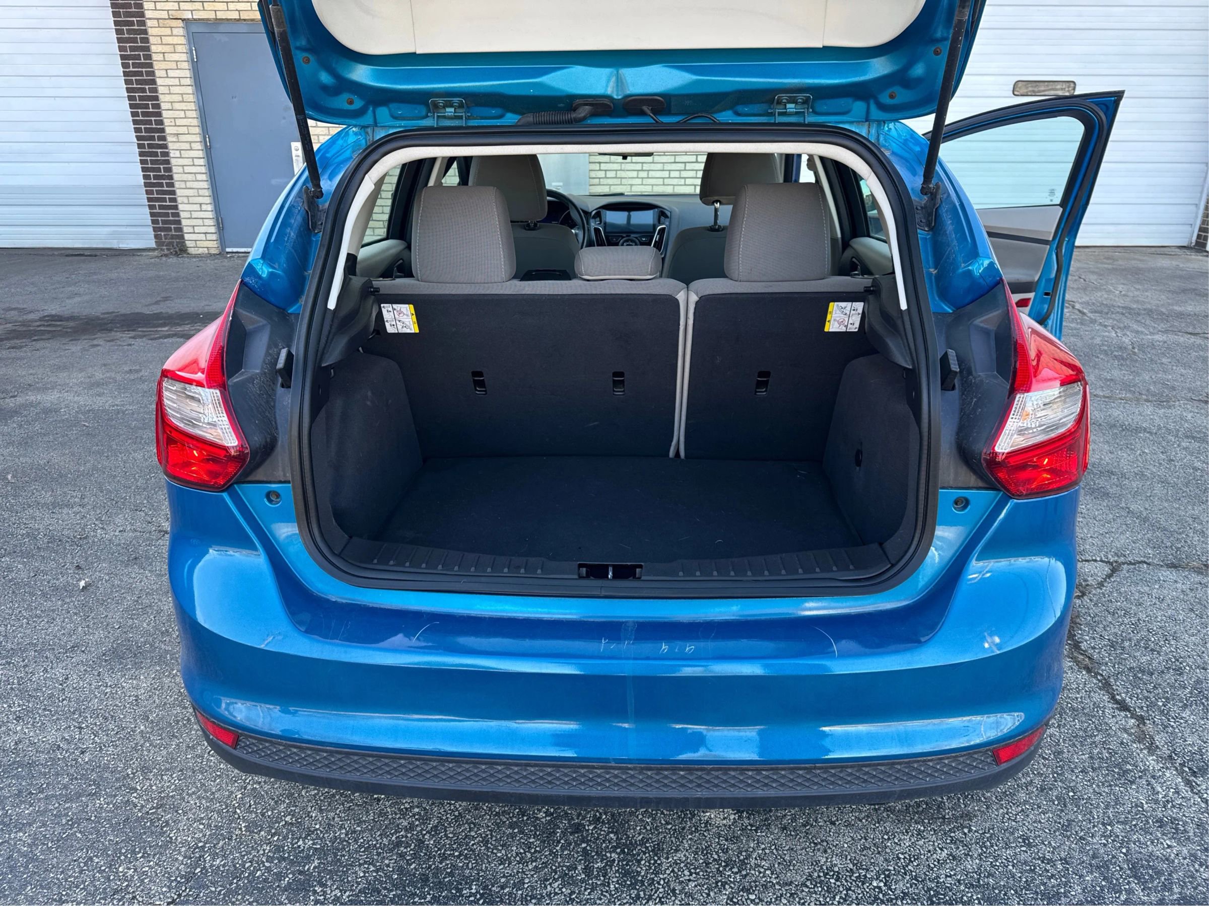 Used 2014 Ford Focus SE image 14