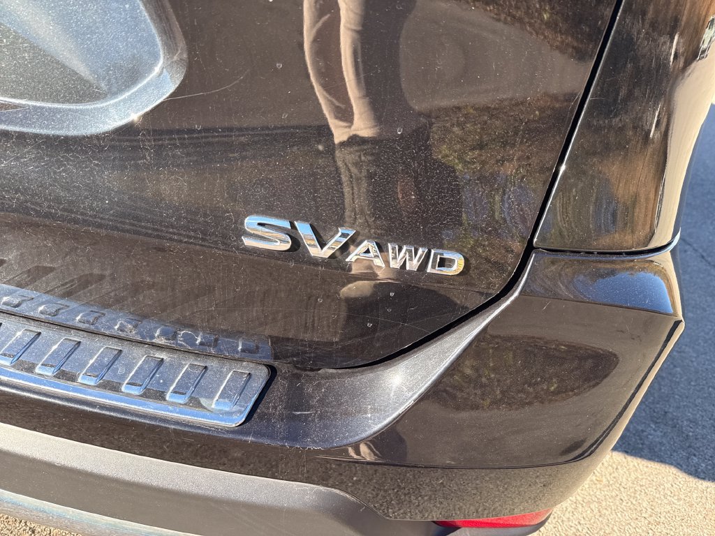 Used 2018 Nissan Rogue SV AWD/4WD image 7
