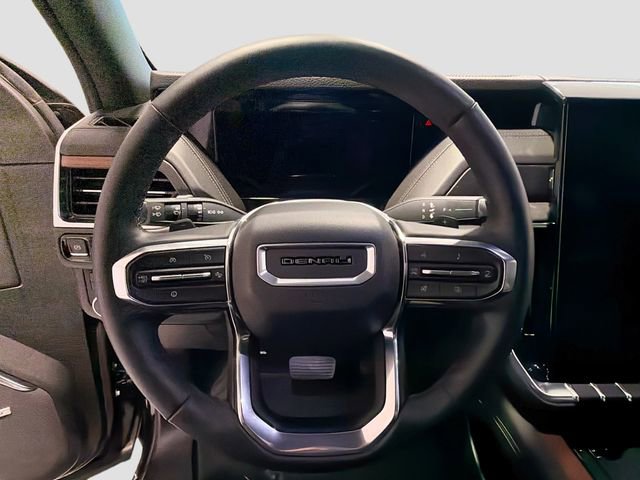 Used 2025 GMC Yukon XL Denali image 11