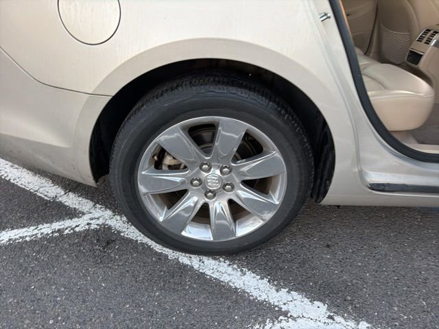 Used 2010 Buick LaCrosse CXL w/ Luxury Package image 19