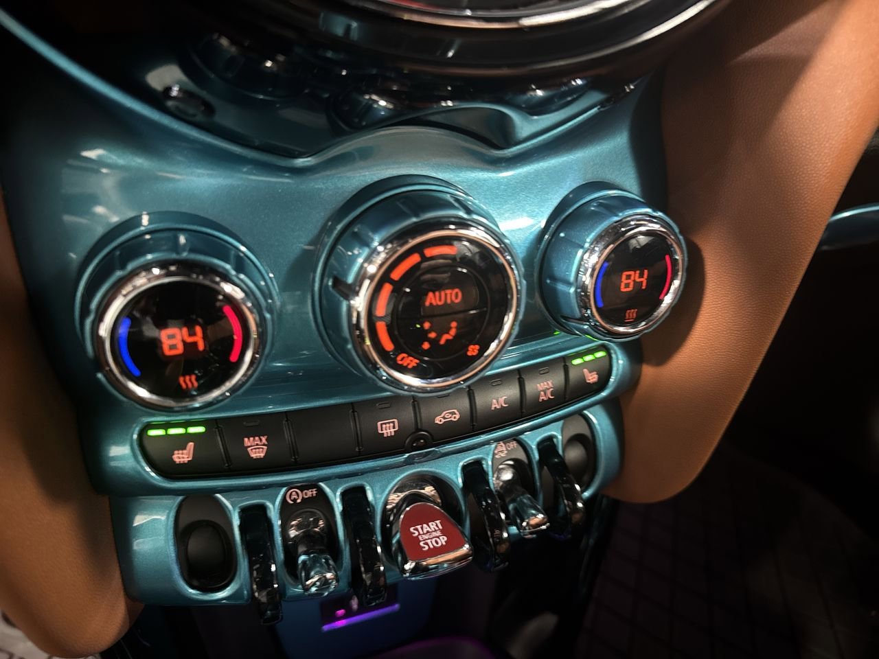 Used 2019 MINI Cooper Convertible w/ Signature Upholstery Package image 26