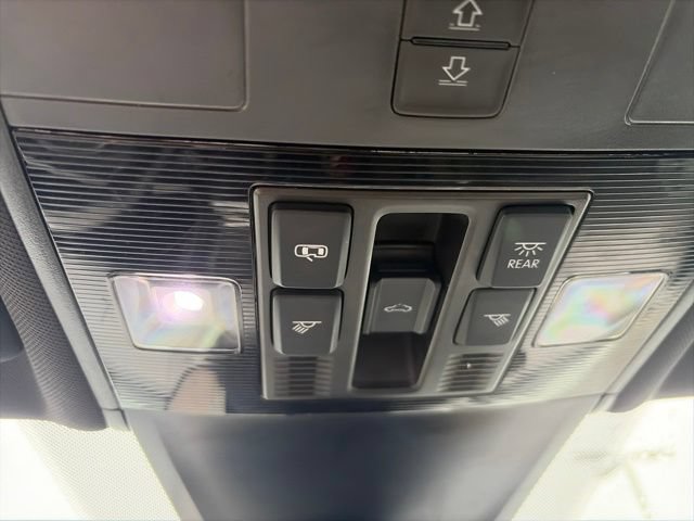 Used 2020 Volkswagen Tiguan SEL Premium R-Line AWD/4WD image 28