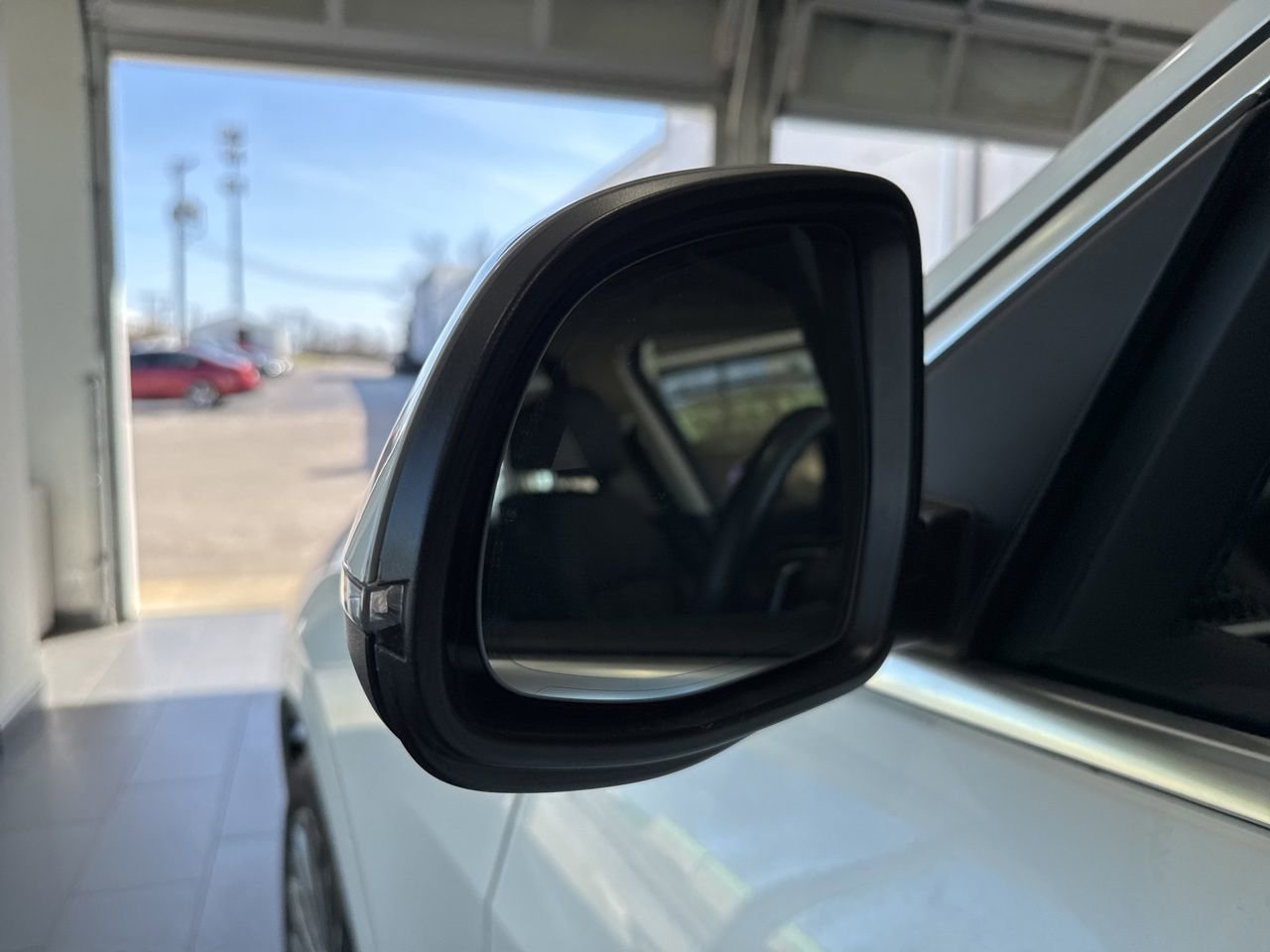 Certified 2023 BMW X7 xDrive40i w/ Premium Package image 15