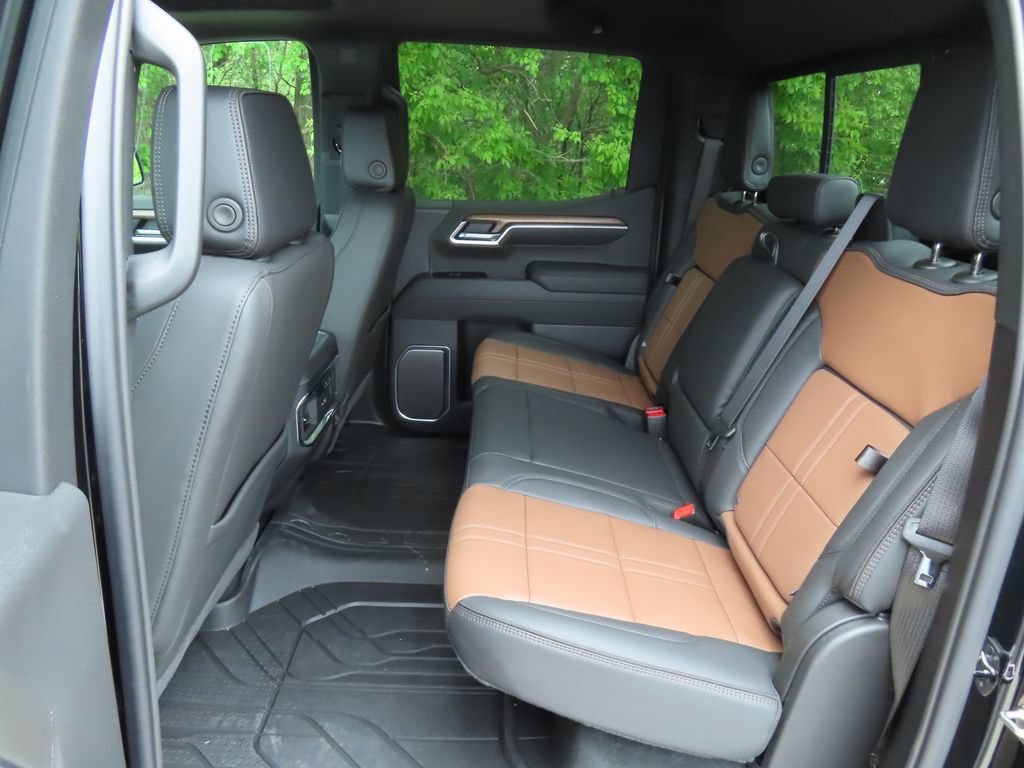 New 2026 Chevrolet Silverado 1500 High Country AWD/4WD image 28