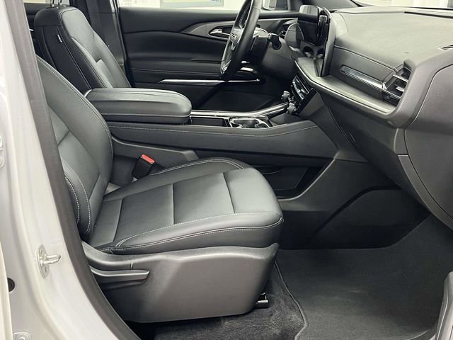 Used 2025 Chevrolet Traverse LT image 27