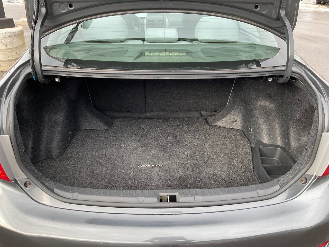 Used 2010 Toyota Corolla LE image 27