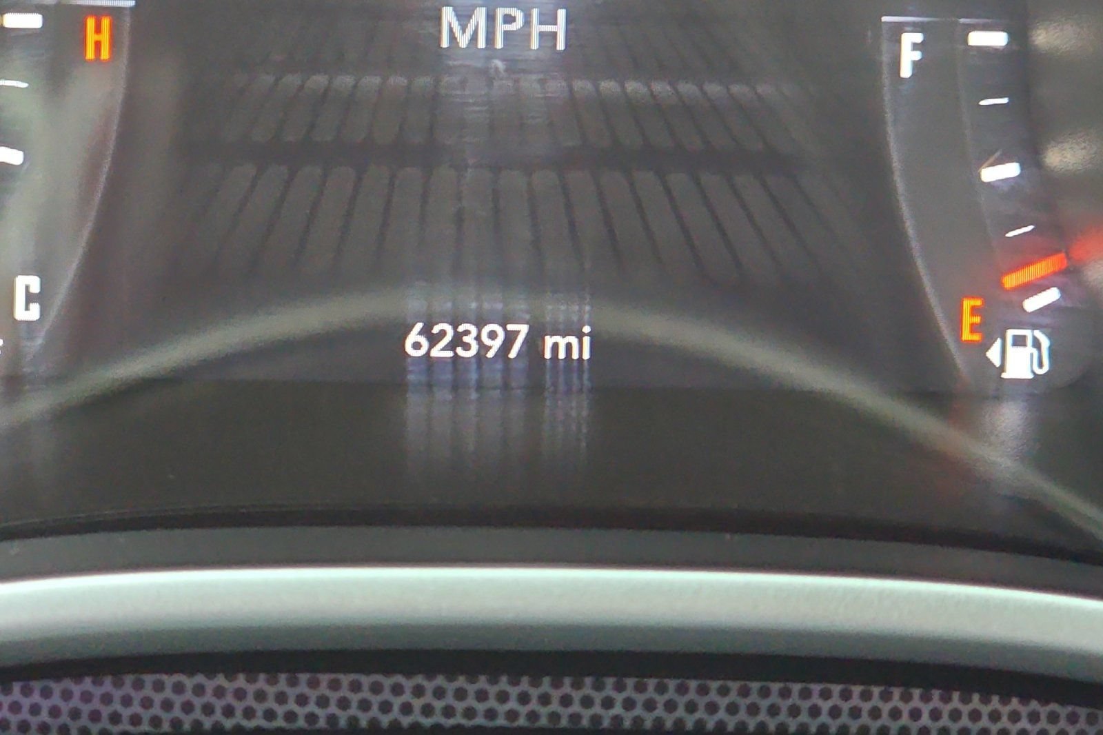 Used 2015 Dodge Challenger R/T Plus RWD image 11