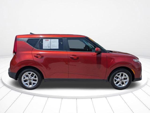 Used 2020 Kia Soul S FWD image 3